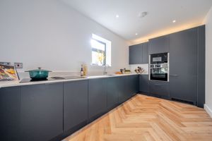 Kitchen- click for photo gallery